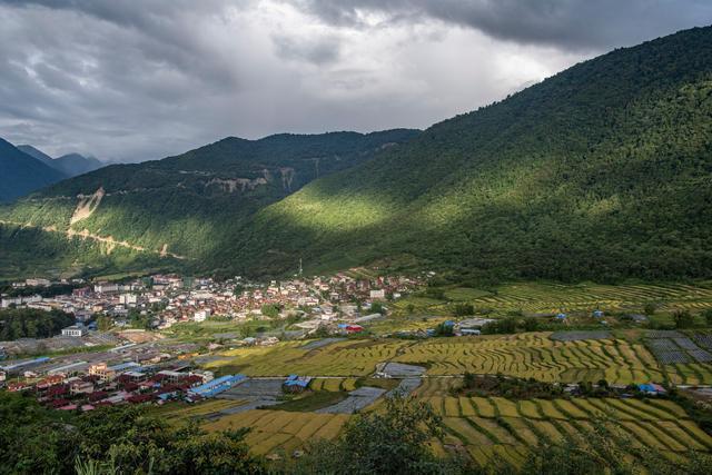 墨脱县以绿色发展理念引领地方经济转型之路