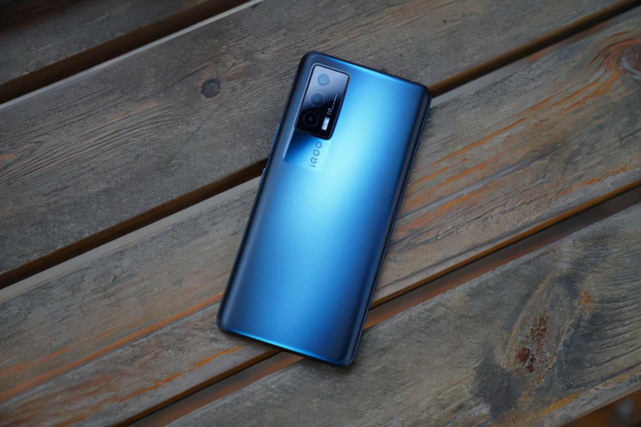 笔记本电脑选购终极指南，学生党vs上班族配置清单